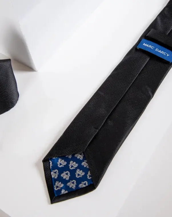 Gentlemens Set Iconic Black slips med lommetørklæde | Marc Darcy