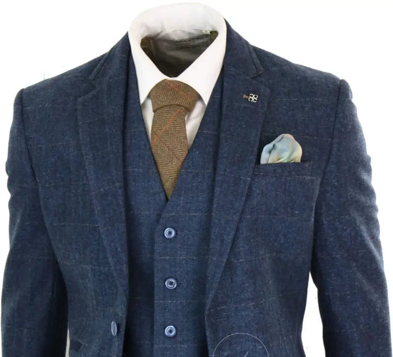 Dreiteiliger-Anzug-Peaky-Blinders-Stil